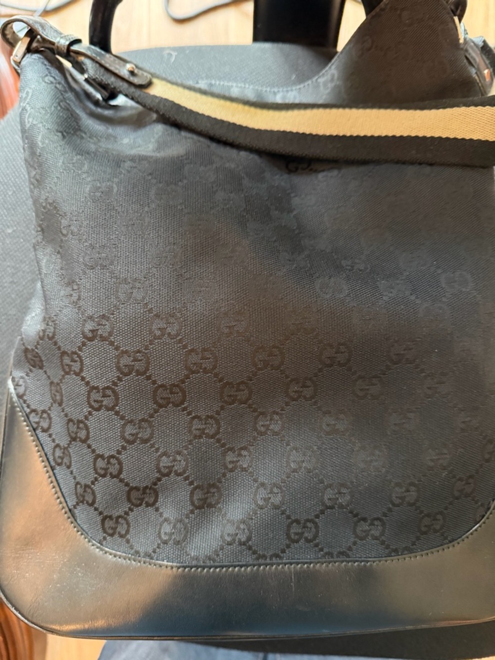 Gucci Black Monogram Hobo Shoulder Bag - Picture 3 of 7